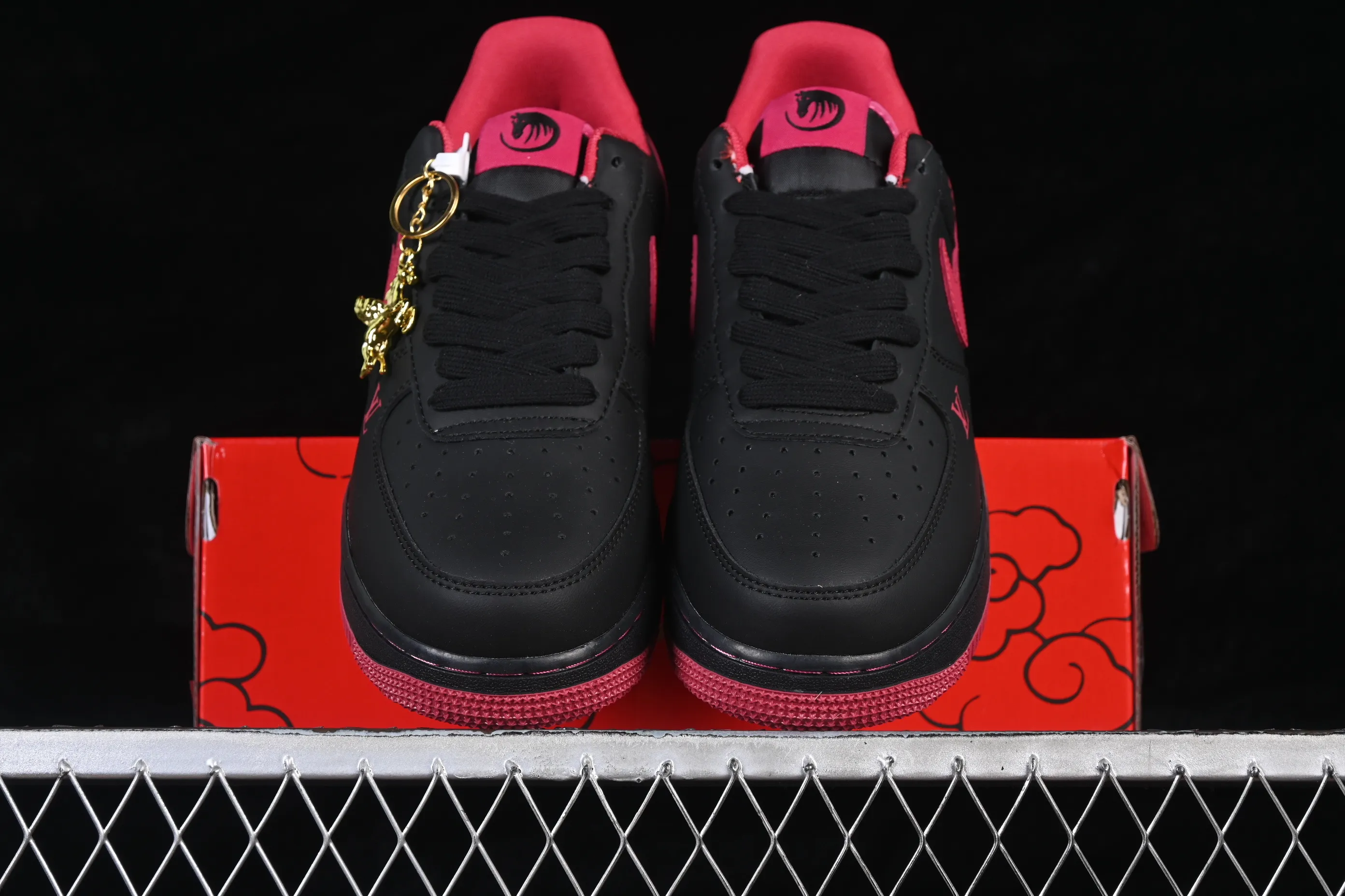 All categories Nk Air Force 1 Air Force series Nk Air Force 1 Low Air Force low top Nike Air Force 1'07 Low Year of the Horse limited edition Jet black rose red Air Force 1 low top casual sneakers FV3694-102